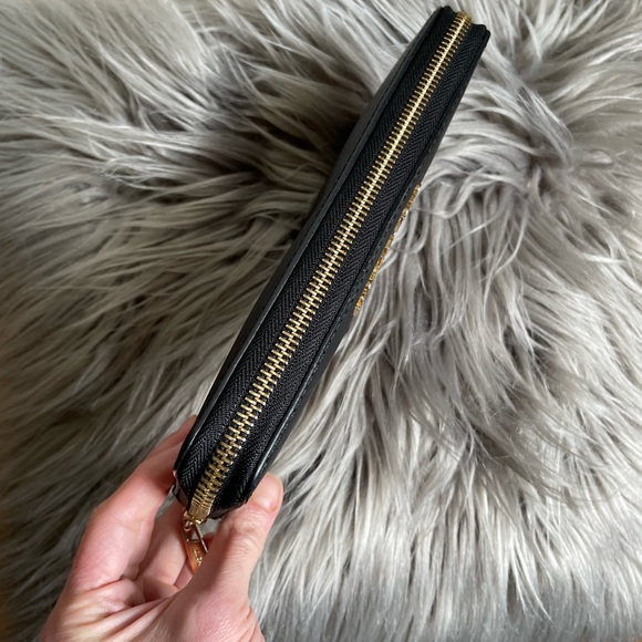 Michael Kors Large Black Wallet - Picture 6 of 7